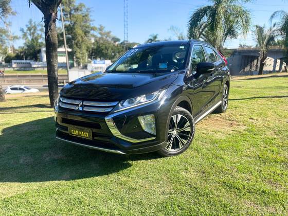 MITSUBISHI ECLIPSE CROSS 1.5 MIVEC TURBO GASOLINA HPE-S AWD CVT MITSUBISHI ECLIPSE CROSS 1.5 MIVEC TURBO GASOLINA HPE-S AWD CVT